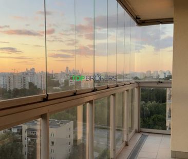 Warszawa, Mokotów, Mokotów Służew, Aleja Wyścigowa - Photo 5