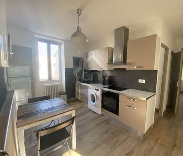 Location Appartement 2 pièces 48m² - Photo 3