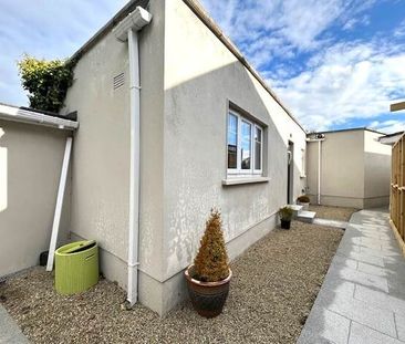 Larkspur, Newcastle, Co. Dublin - Photo 6