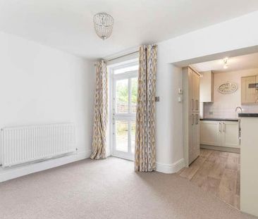 Croft Avenue, Cheltenham, GL53 - Photo 1