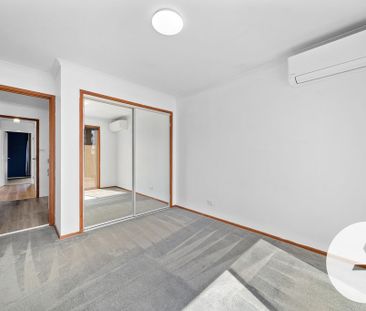 17 Sandover Cct,Amaroo - Photo 1
