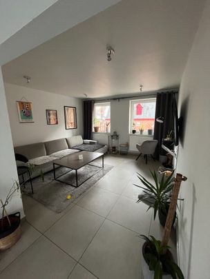 Instapklaar duplexappartement met 3 slaapkamers - Photo 1