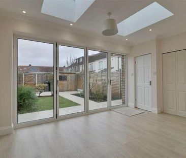 Beechwood Road, Portsmouth, PO2 - Photo 1