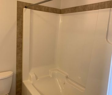 Apartment in Propect Pointe - Photo 4