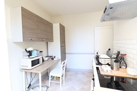 Centre-ville - Appartement Orléans 2 pièces 41 m2 - Photo 2