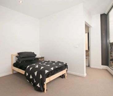 Affordable entry-level into North Melbourne - Photo 4