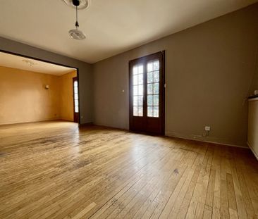 Location Maison 4 pièces 80m² PERIGNAT LES SARLIEVE 63170 - Photo 1