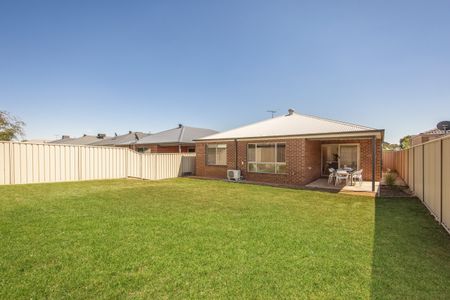 23 Sadlier Street, Wodonga VIC 3690 - Photo 4