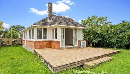 Cheapest 3 Bedroom Rental Home in Panmure - Photo 2