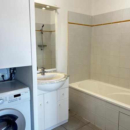 Location Appartement 1 pièce Meublé 31m² DAX 40100 - Photo 4