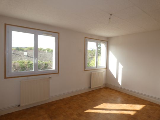 Location Appartement 3 pièces 57m² BEAUNE 21200 - Photo 1