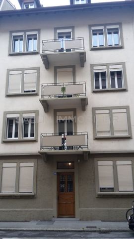 APPARTEMENT DE 3½ PIECES PROCHE DE TOUTES COMMODITES - Foto 2