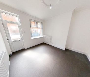 Myrtle Road, Leicester - Photo 1