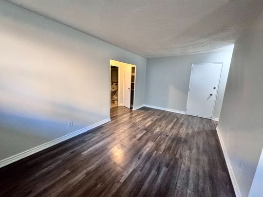 For Lease - 3-333 Gibb Street, Oshawa, Ontario - Photo 1