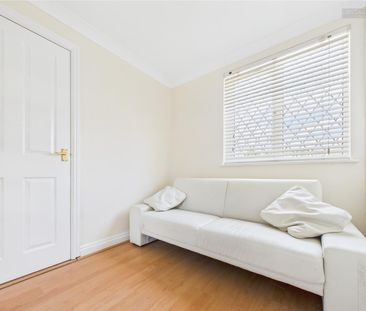 Fairmead Way, Peterborough, PE3 6AE - Photo 5