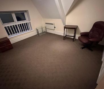 3 bedroom flat to rent - Photo 1