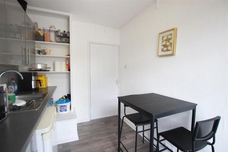 1 bedroom property to rent - Photo 5