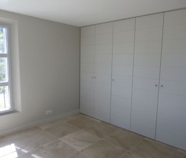 Location Maison Aix-en-Provence 6 Pièces 250 m² - Photo 2