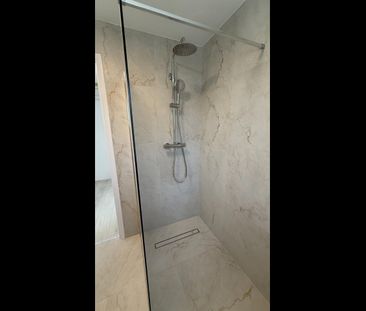 1 Bed Flat, Henry Doulton Drive, SW17 - Photo 2