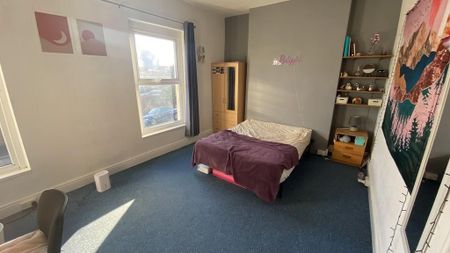 4 bedroom house share to rent - Photo 2