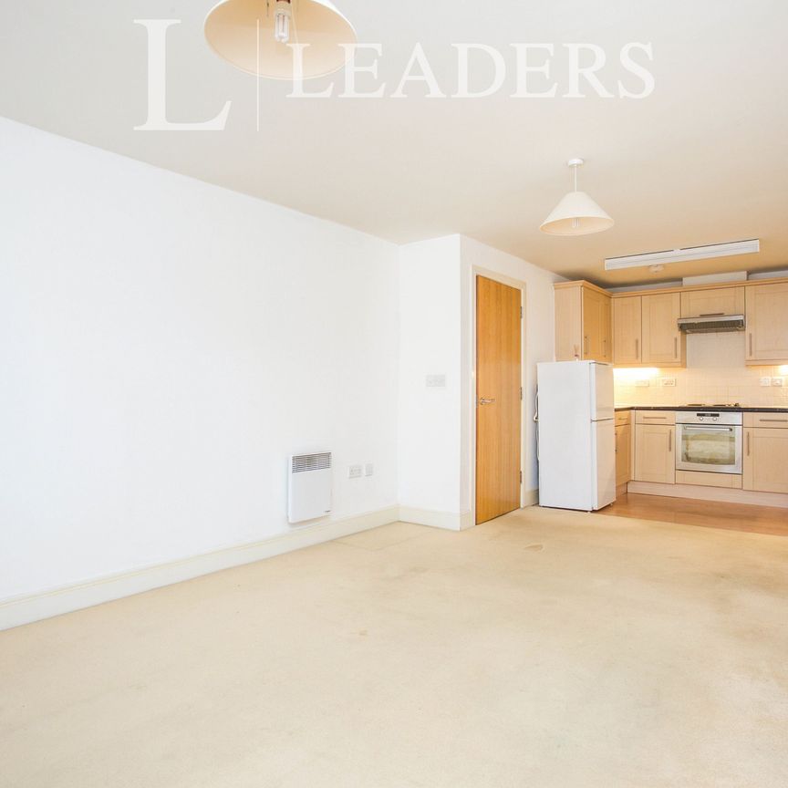 1 bedroom apartment to rent Woking Town centre - Photo 1