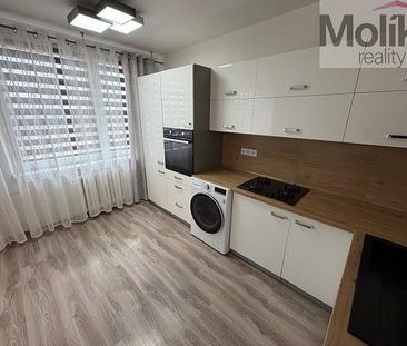 Pronájem bytu 3+1 62 m² - Photo 1