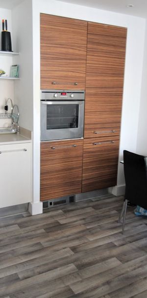 £925 PCM, Water Bills Included, Spacious Modern One Bedroom 2nd Floor Apartment with Allocated Parking in Capella House, Celestia, Falcon Drive, Cardiff Bay, CF10 4RE - Photo 1