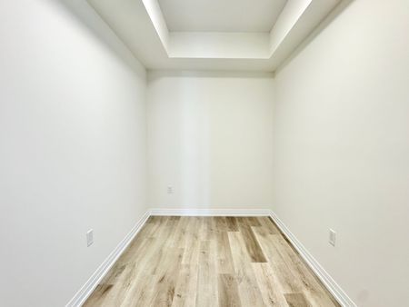 For Lease - 15 Watergarden Drive Unit# 1510, Mississauga, Ontario - Photo 3