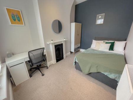 3 bedroom terraced house to rent - Photo 4