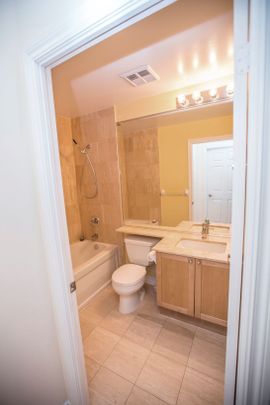 For Lease - 761 Bay Street Unit# 3401, Toronto, Ontario - Photo 1