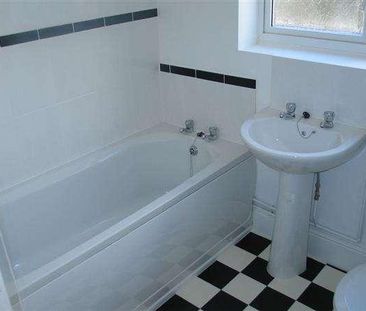 Robey Drive, Eastwood, Nottingham, NG16 - Photo 6