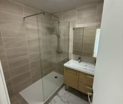 Location Appartement 4 pièces 70m² ST DENIS 93200 - Photo 5