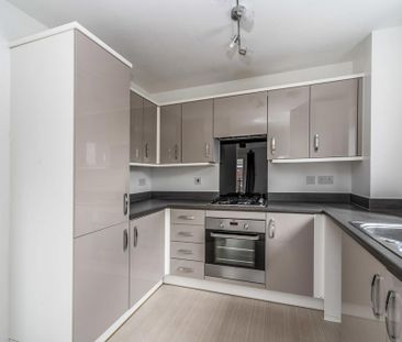 House to rent - Photo 4