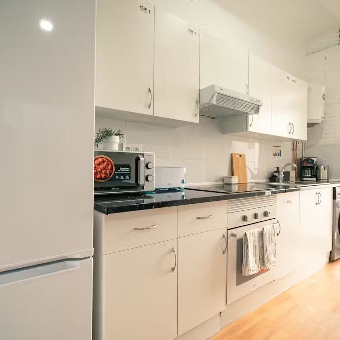 Carrer de les Penedides, Barcelona, Catalonia 08001 - Photo 1