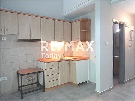 Γκαρσονιέρα στο κέντρο της Καλαμαριάς - Photo 2