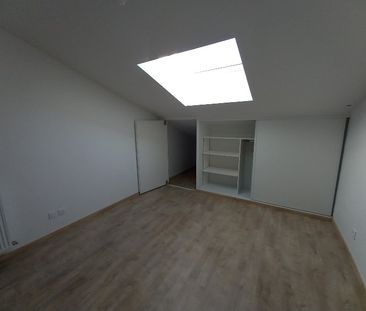 ST SAUVEUR / Location Appartement 3 Pièces 66 m² - Photo 6