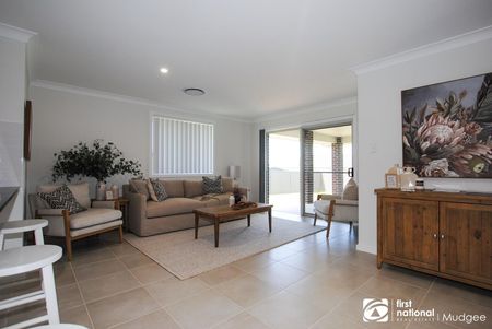 Modern, Fully Furnished Family Home with Space, Style & Comfort - Photo 5