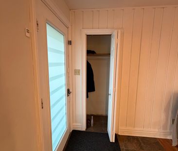 For Lease - 1462 Sixth Line, Oakville, Ontario - Photo 2