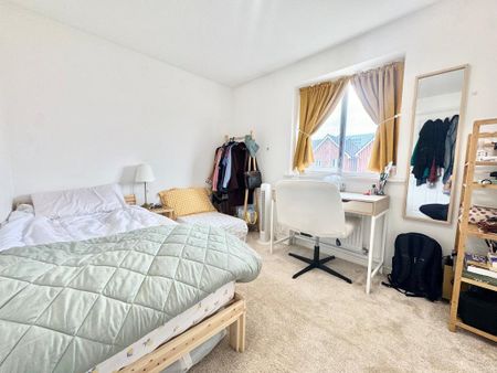 2 bedroom terraced house to rent - Photo 3