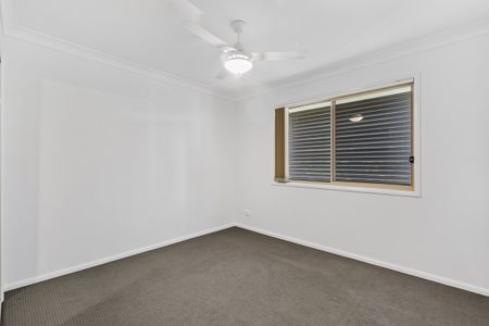 Four Bedroom Townhouse in Coomera! - Photo 3