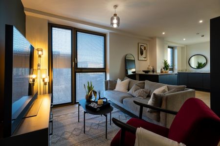 3 bedroom flat to rent - Photo 2