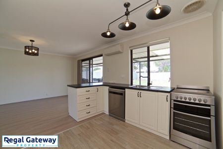 25 Beermullah Way, WAIKIKI WA 6169 - Photo 4