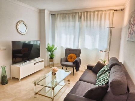 Piso de alquiler en Plaza de la Solidaridad, 7, La Unión - Cruz de Humilladero - Los Tilos - Photo 4