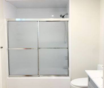 For Lease - 77 Wareside Road, Toronto, Ontario - Photo 2