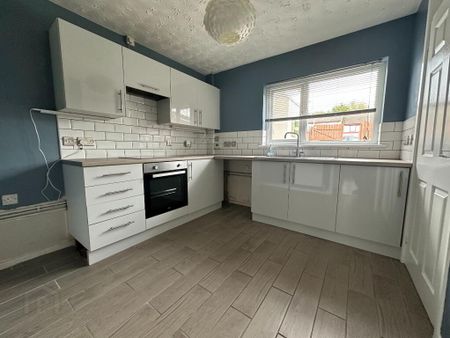 97 Millfield, Grove Road, Ballymena, BT43 6PD - Photo 2