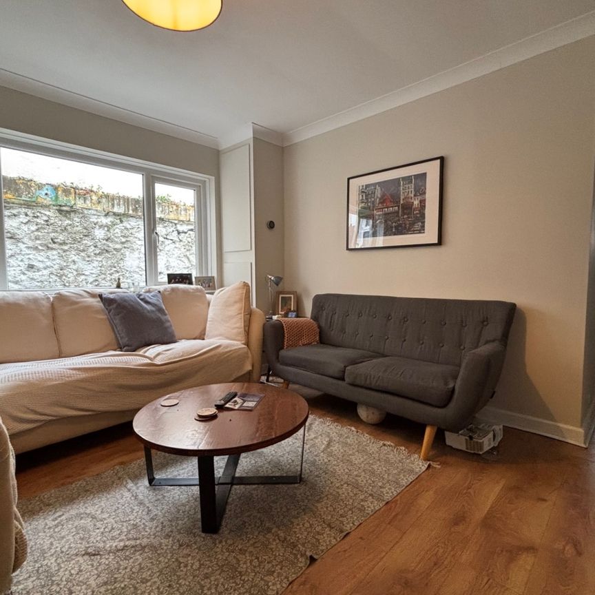 Elm Street, Roath - Photo 1