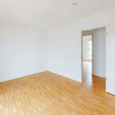 Familiendomizil: Attraktive 3-Zimmer-Wohnung mit Dachterrasse, Einbauküche und Fußbodenheizung - Photo 3