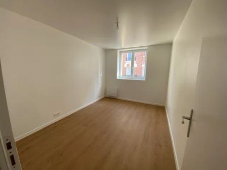Appartement 4 pièces à louer au coeur de Saint Quentin - Photo 2