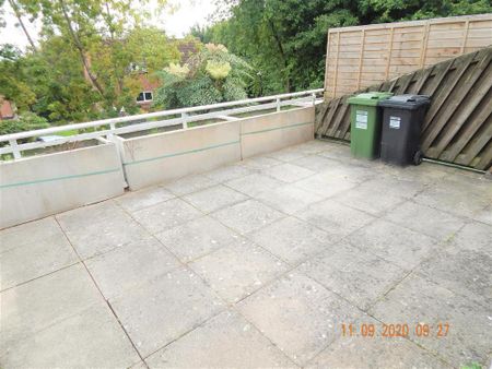 1 bedroom flat to rent - Photo 5