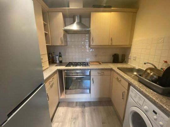 Heron Quay, Bedford, MK40 - Photo 1